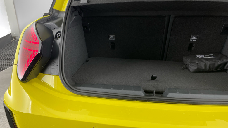 MINI Cooper 135kW E Sport [Level 2] 41kWh 3dr Auto Electric Hatchback